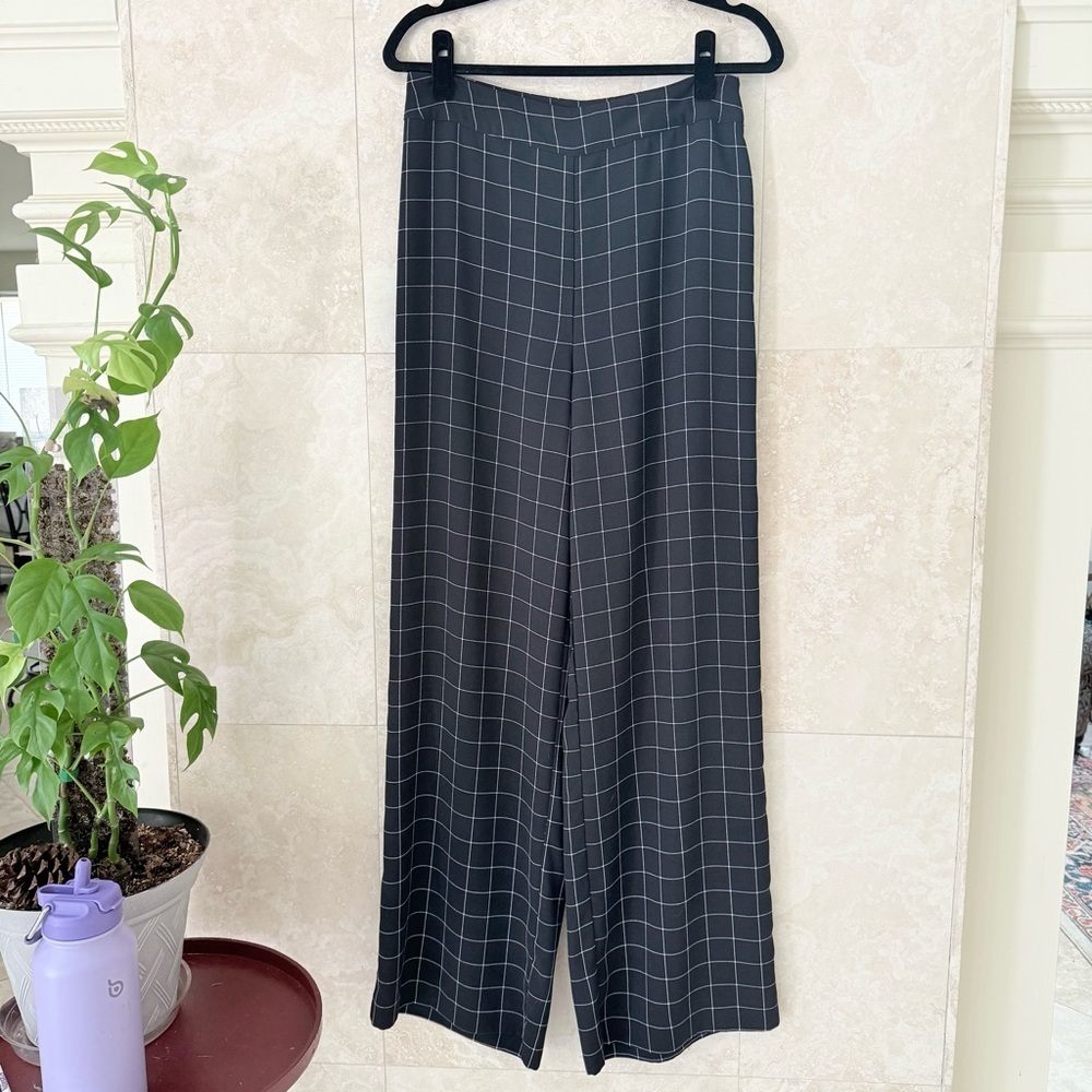 Madison Collection Gray Windowpane Plaid Wide Leg Trousers Size 8